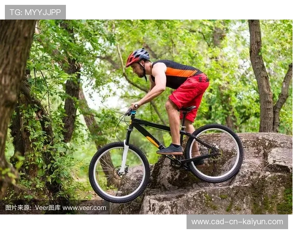 自行车选手用极限弯道技巧教科书级发挥