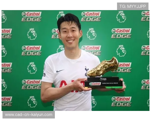 孙兴慜边路一记外脚背抽传令人尖叫